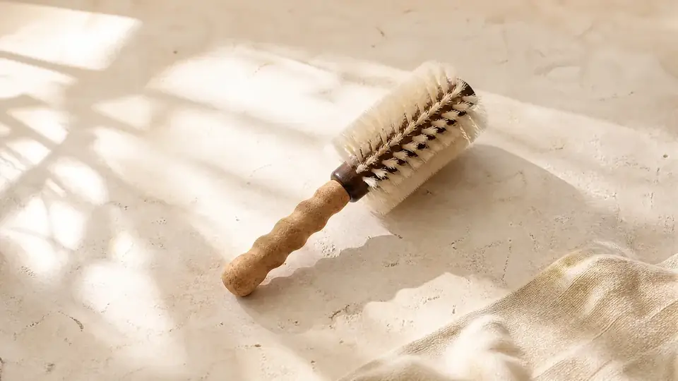 S-Series cork handle round brush